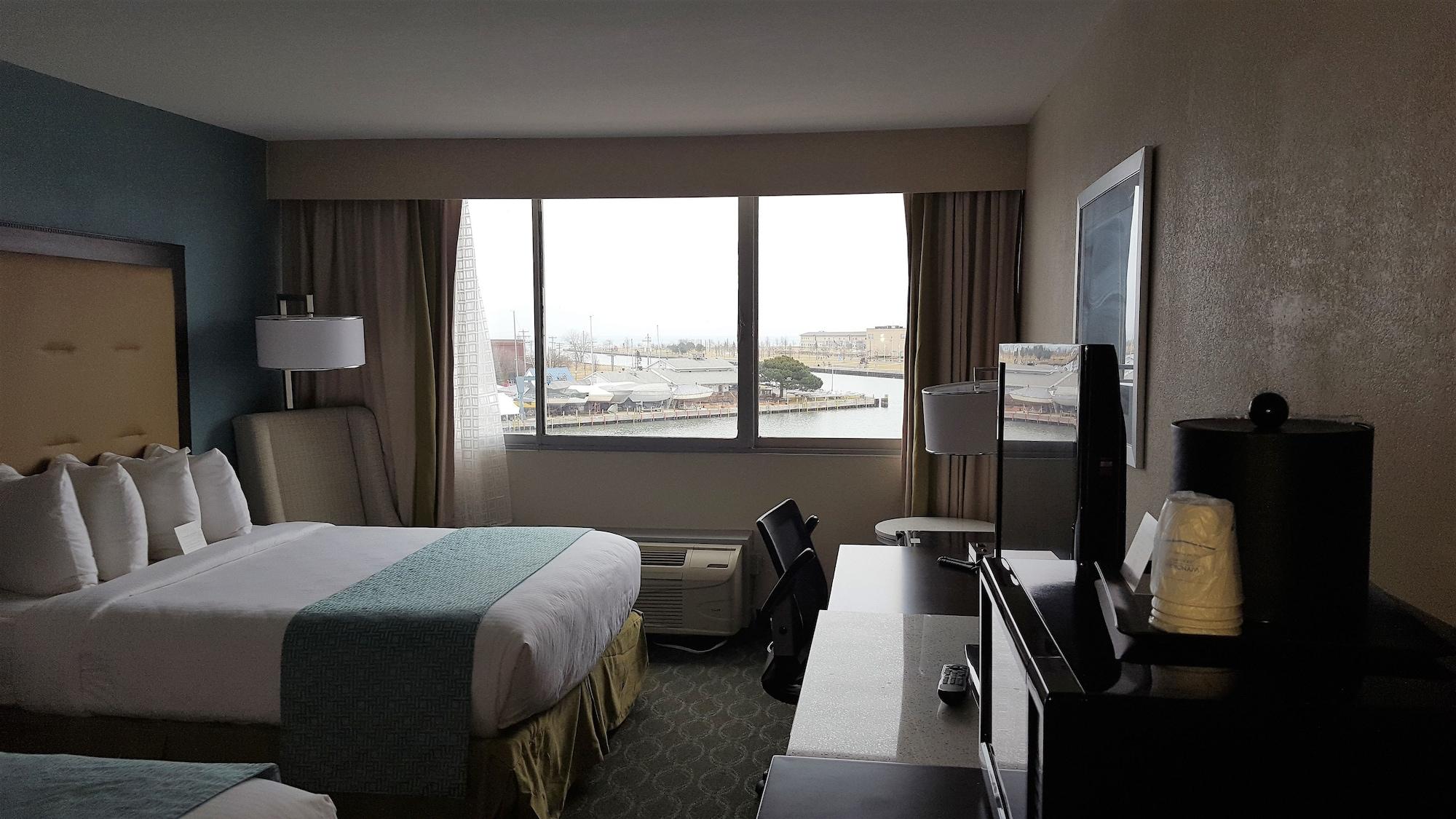 Wyndham Garden Kenosha Harborside Hotel Exterior foto