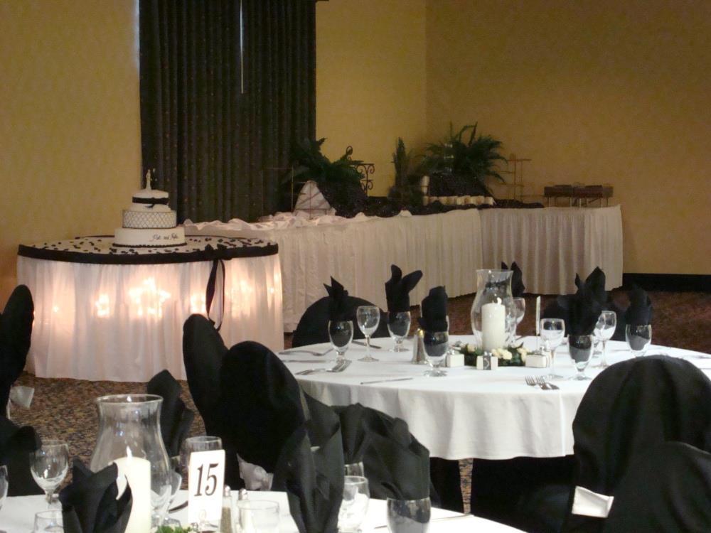 Wyndham Garden Kenosha Harborside Hotel Restaurante foto